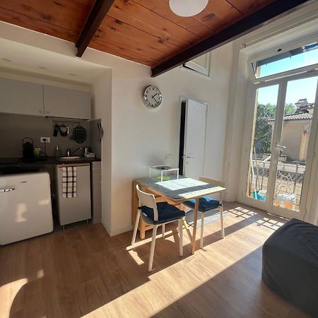 Studio Flat Ultimo Piano In Centro Rome Exterior photo