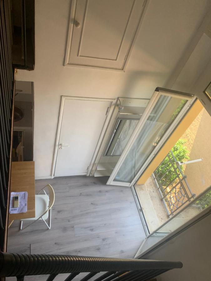 Studio Flat Ultimo Piano In Centro Rome Exterior photo